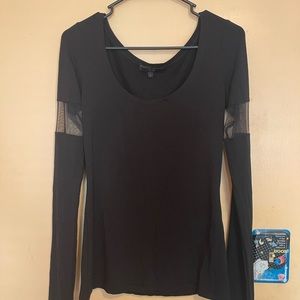 Long sleeve mesh sleeve band shirt